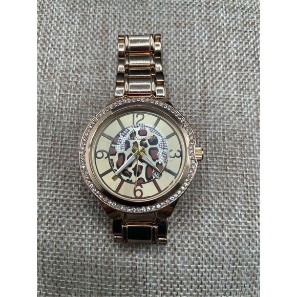 Michael Kors Women’s Watch Gold Tone and Animal Print Fits Small 7 Inch Wrist - Picture 1 of 11
